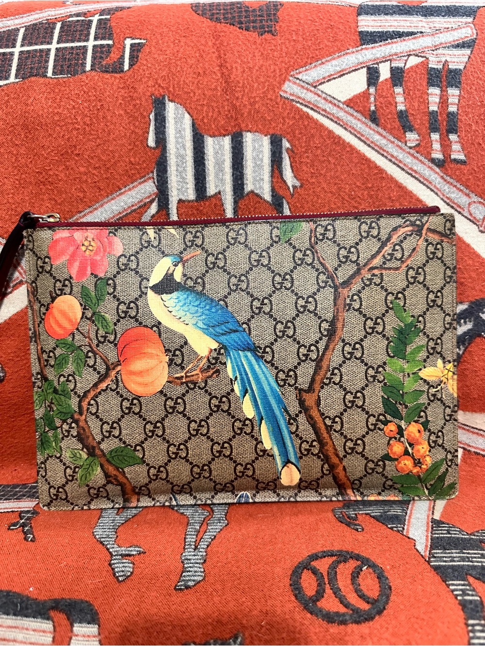 Gucci ❤️🌟 GG Supreme Tian Zip Pouch ⭐️
